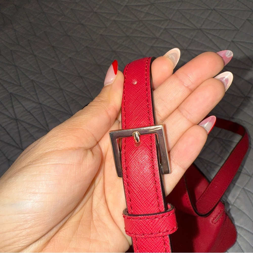 Kate Spade Medium Cameron Street Lottie in Rosso (Used) - Picture 9 of 11
